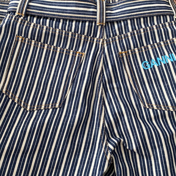 ❌SOLD❌NWOT Ganni Mixed Stripe Dark Indigo Denim Buster Top & Shorts Set💙🤍💙 - Picture 16 of 16